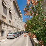 Gostinjska kuća Silente Bacvice Split
