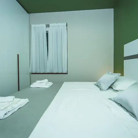 Gostinjska kuća Silente Bacvice 4*