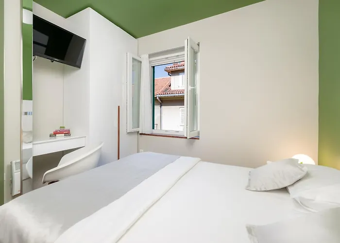 Luxury And Silente Bacvice 4*