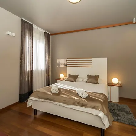 塞林特巴维斯奢华客房及公寓旅馆 斯普利特