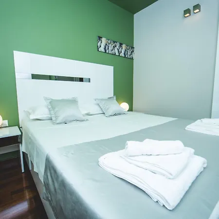 招待所 塞林特巴维斯奢华客房及公寓旅馆 斯普利特