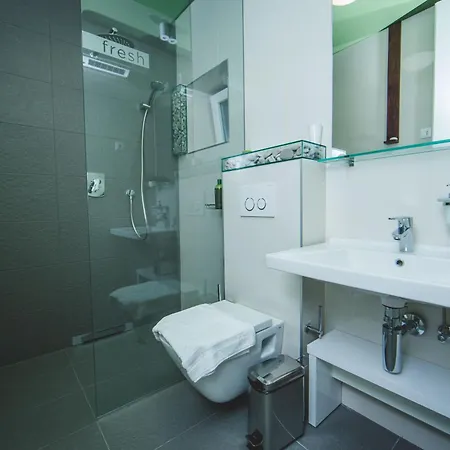 塞林特巴维斯奢华客房及公寓旅馆 4* 斯普利特