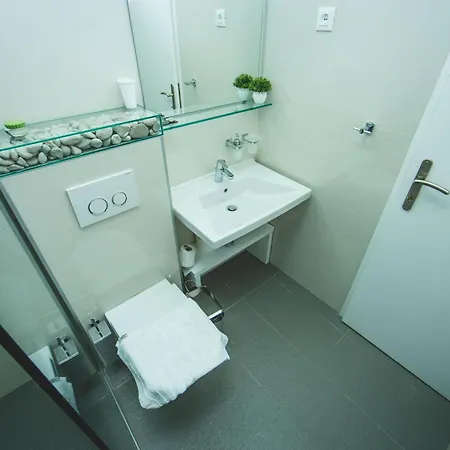 Pensionat Silente Bacvice 4*
