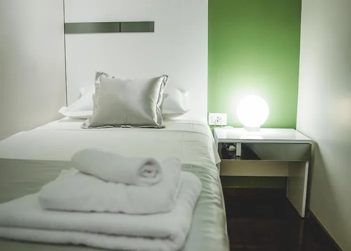 招待所 塞林特巴维斯奢华客房及公寓旅馆 4*