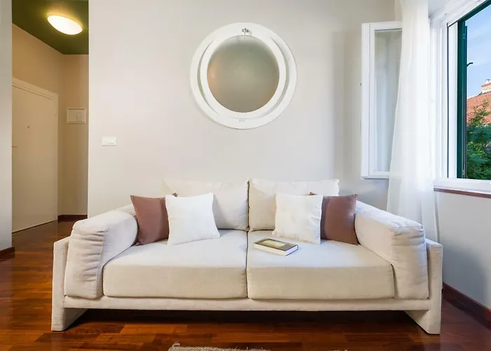 塞林特巴维斯奢华客房及公寓旅馆 4*